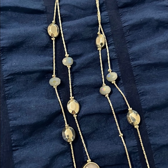 Ann Taylor Necklace - Picture 2 of 3